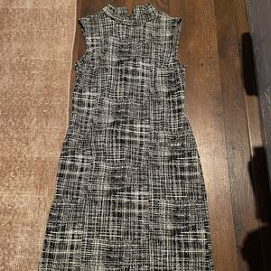 Sharagani size 2 black and white dress